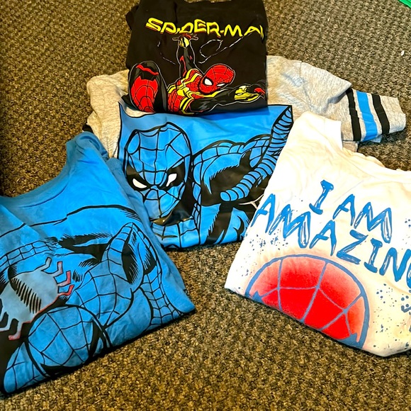 Spider-Man tees - Picture 1 of 5